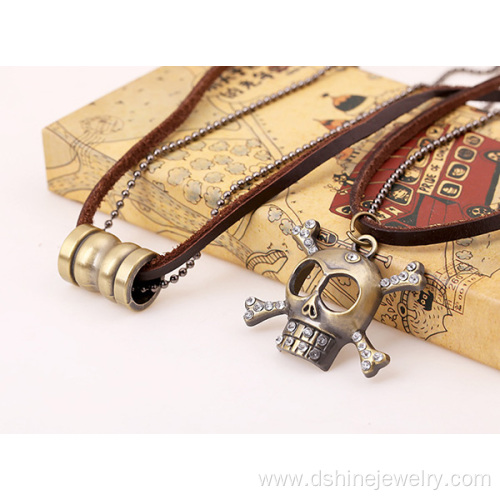 Handmade Leather Mens Pendant Necklace With Rhinestone Skull